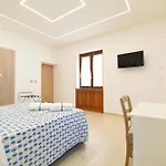 Acunto's Homes Ferienhaus *