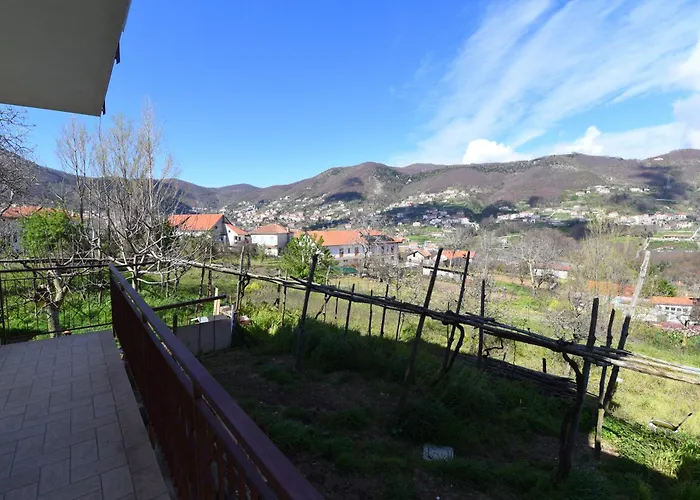 Acunto's Homes Hébergement de vacances