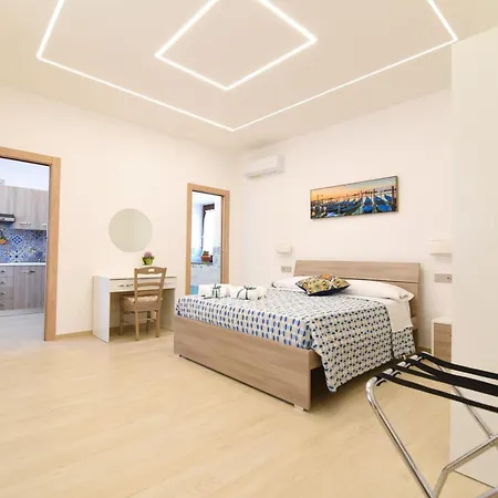 Acunto's Homes 펜션 *