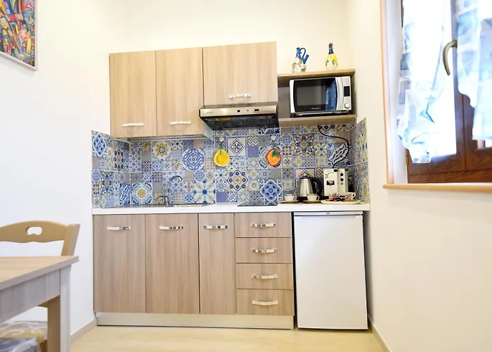 Acunto's Homes